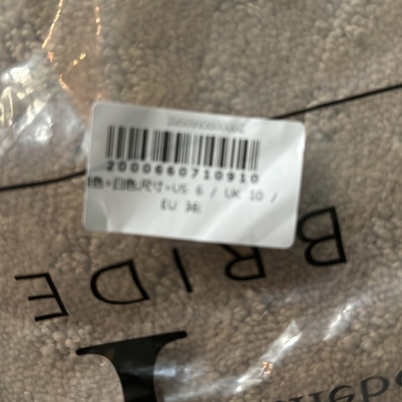 La Ting Bridal dress size 6 - Picture 11 of 12